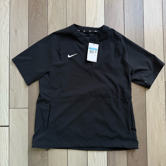 Nike Women's Black Short Sleeve Softball Windshirt Size M - Picture 3 of 6